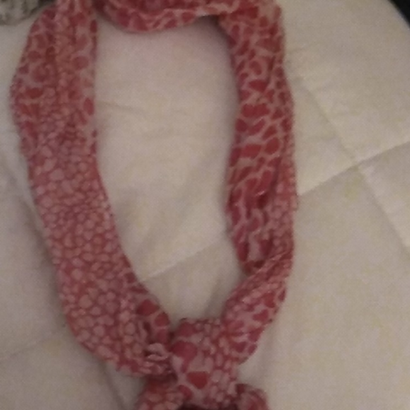 Scarf - Picture 4 of 4